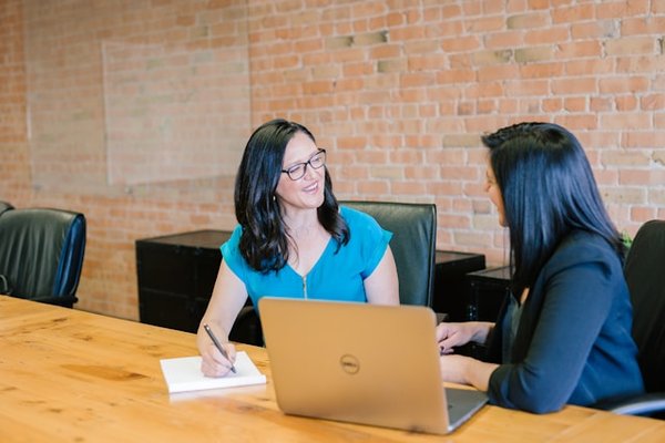 Comment les entreprises de marketing peuvent-elles utiliser les données de navigation pour personnaliser les offres commerciales?